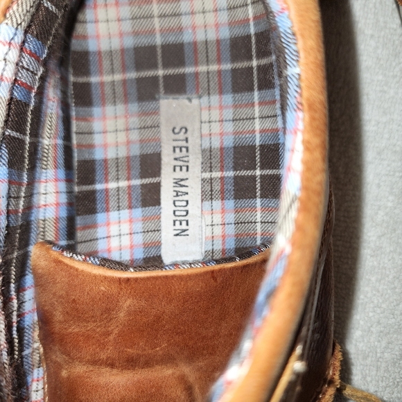 Steve Madden - Picture 3 of 5